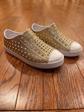 NWOT | Henry Ferrera | Slip on sandal | Sparkly Gold | Toddler 12